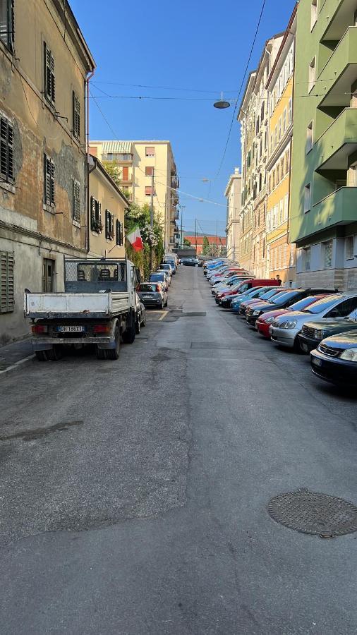 Appartamento Al Castello Τεργέστη Εξωτερικό φωτογραφία