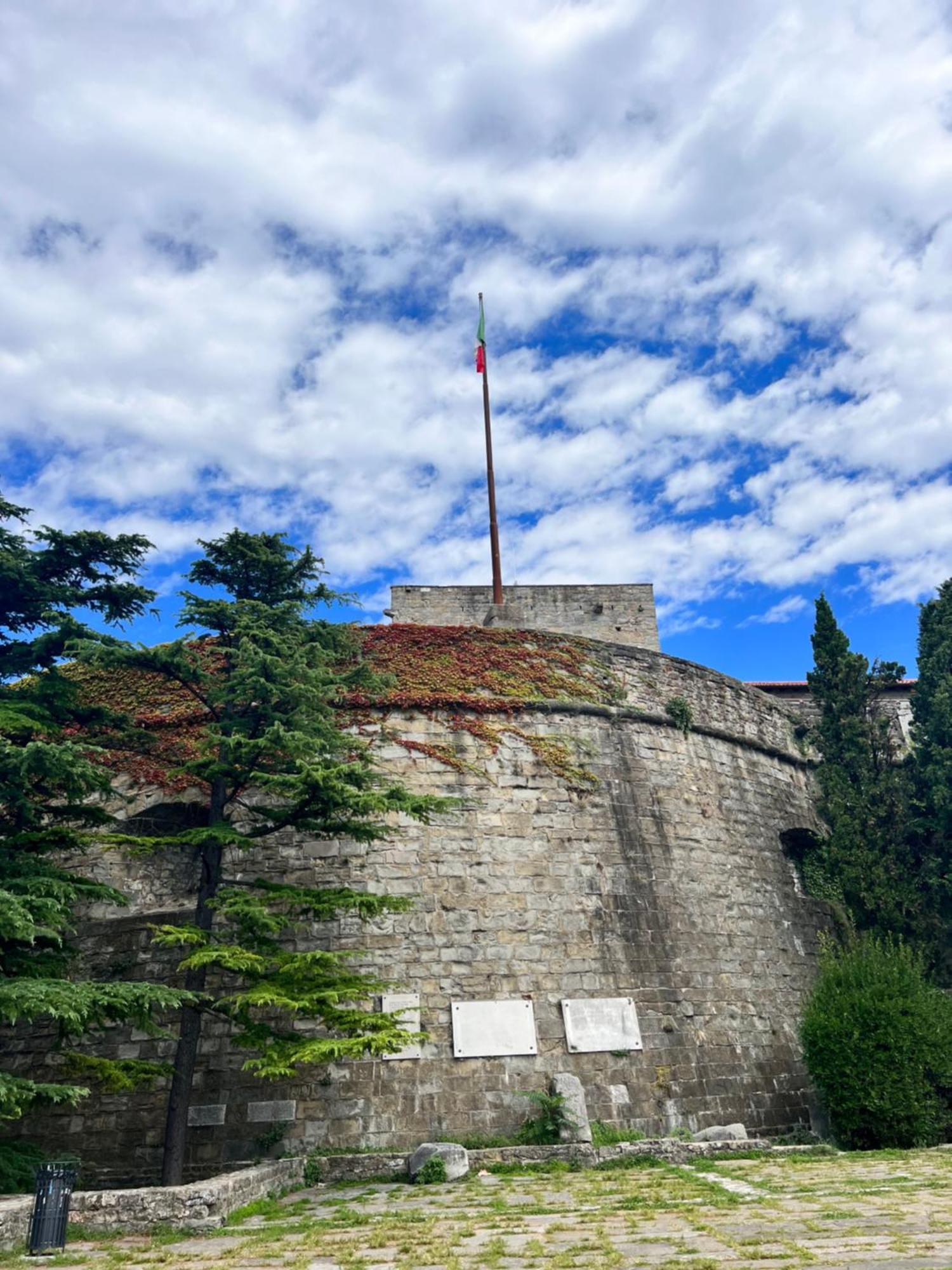 Appartamento Al Castello Τεργέστη Εξωτερικό φωτογραφία