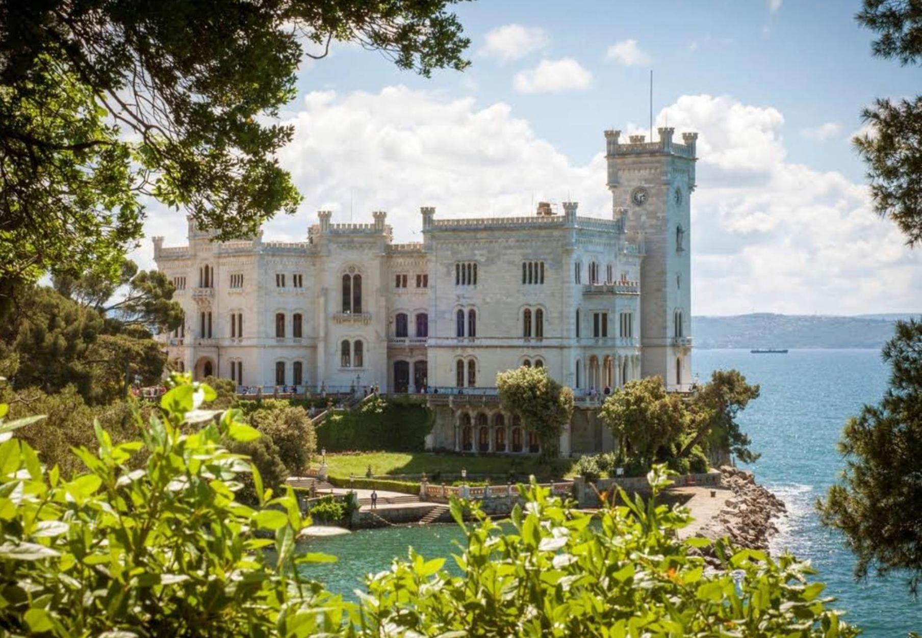 Appartamento Al Castello Τεργέστη Εξωτερικό φωτογραφία